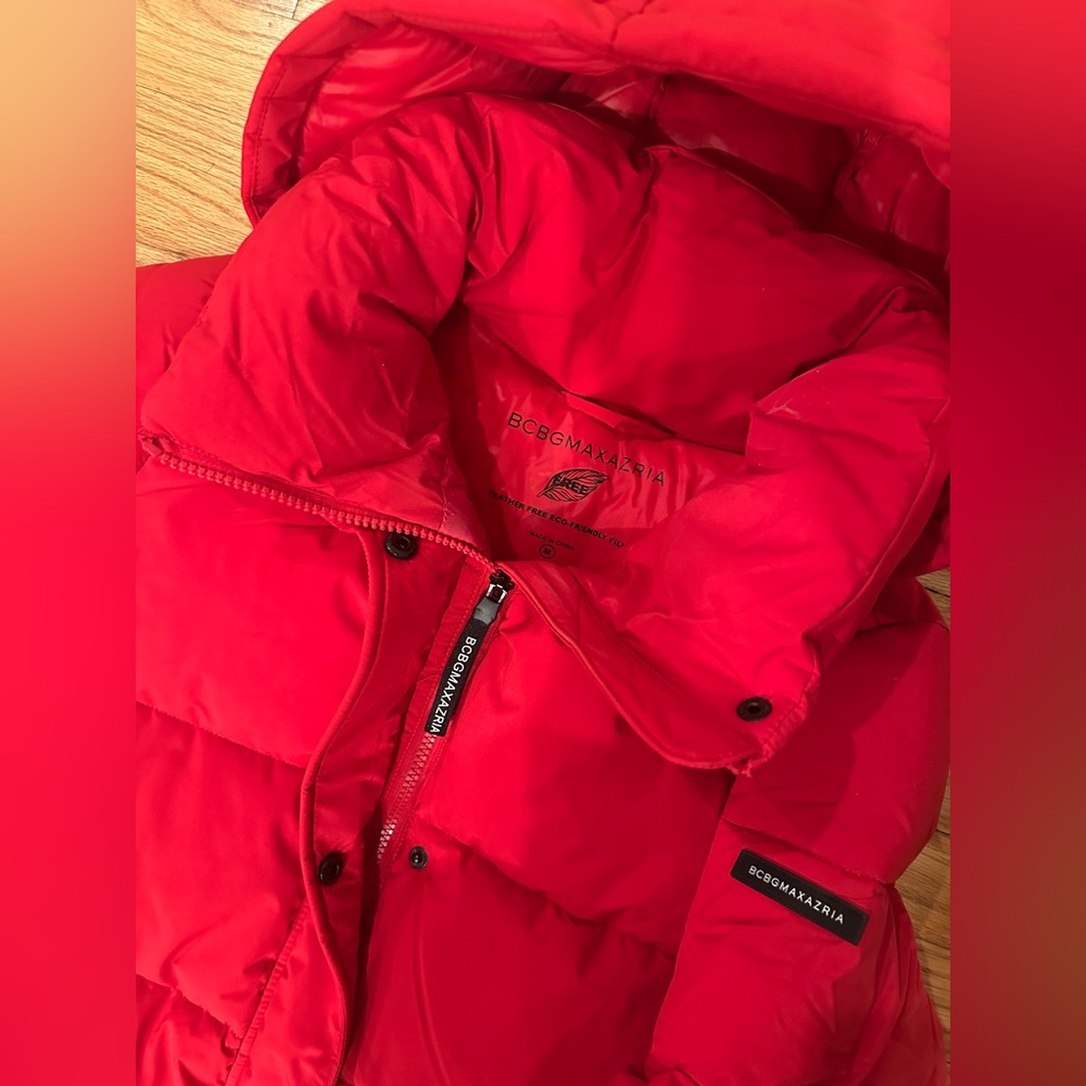 BCBGMAXAZRIA Vibrant Red Puffer Winter Jacket